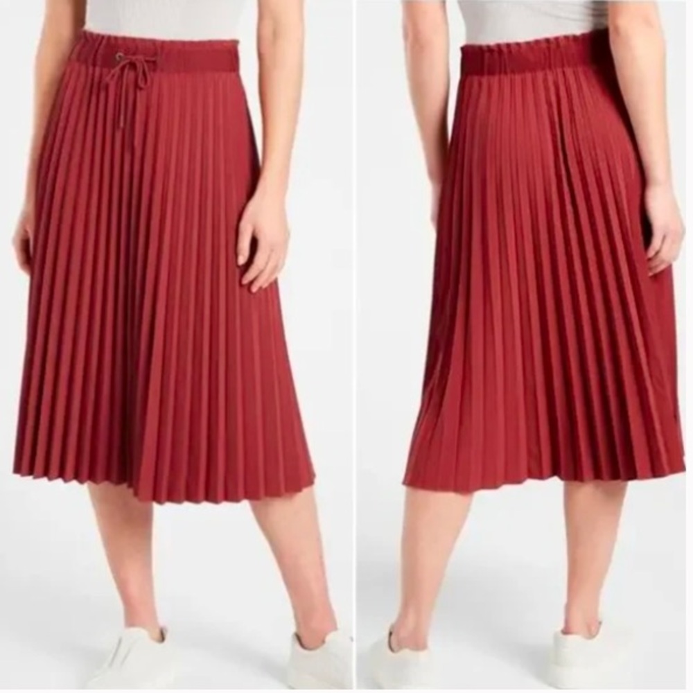 Athleta Hayes Pleated Midi Skirt